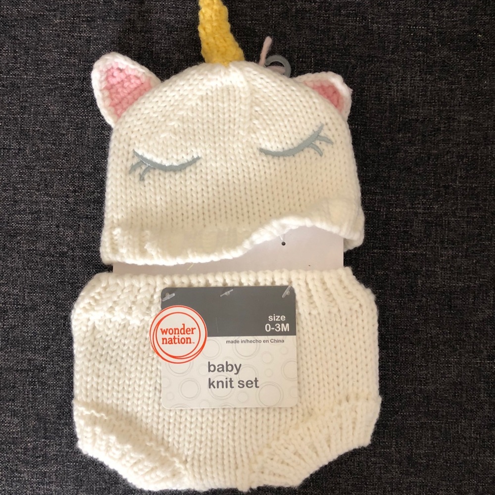 Baby knit set